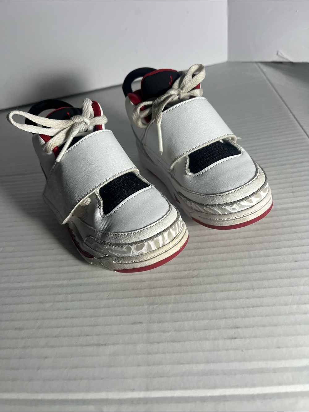 Jordan Son of Mars size 9 good condition